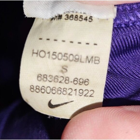 Nike Pro Dri Fit Sports Bra Womens Sz Small Aztec Purple Swoosh Removable Pads - Picture 11 of 12